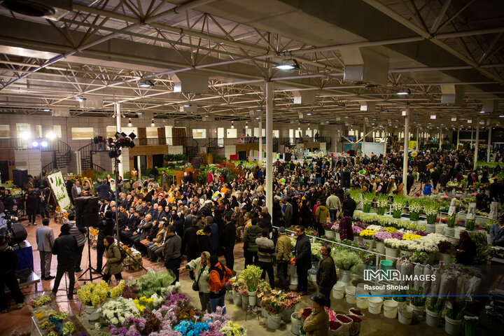 آیین بهره‌برداری از باغ ارغوان در شهر اصفهان برگزار شد
