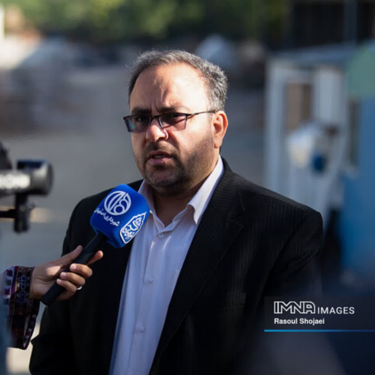 گام بلند شهرداری اصفهان در عرضه بدون واسطه آبزیان